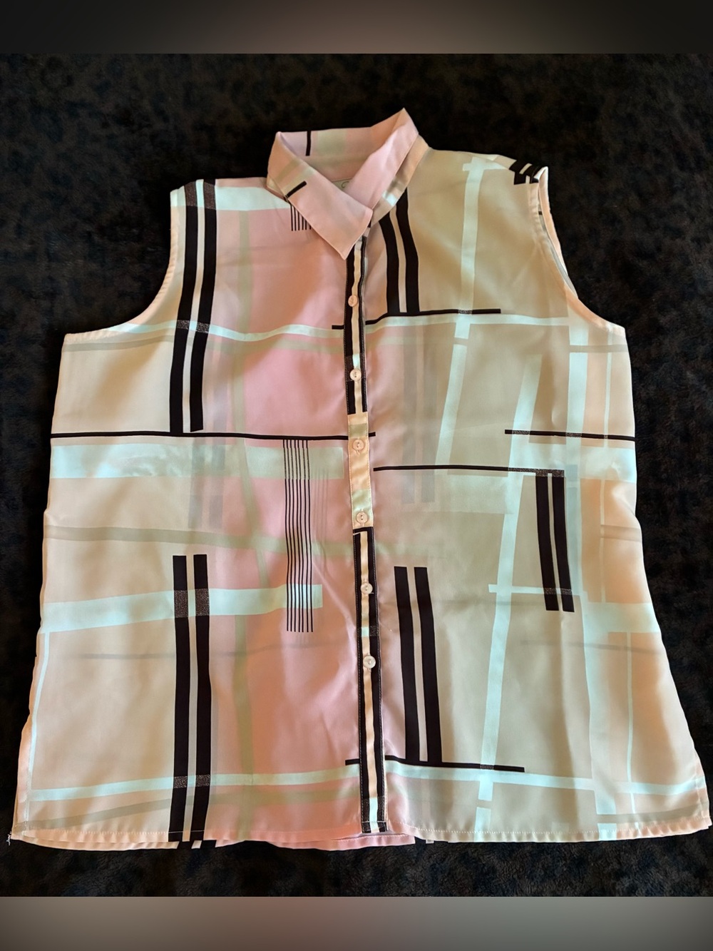 Voir Sleeveless Button-Front Geometric Print Blouse